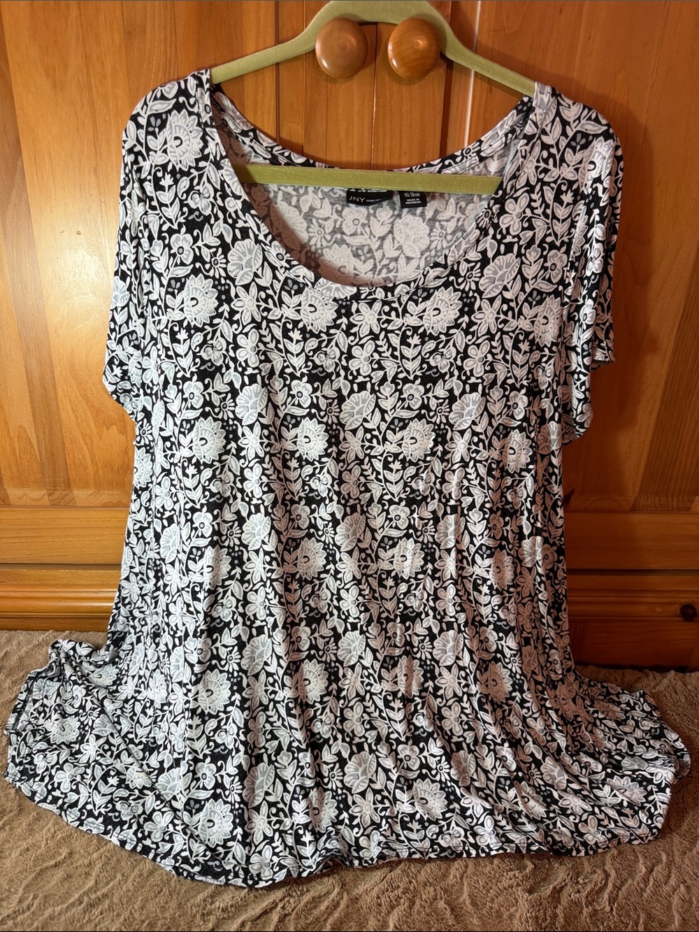 Jones NY Black & White Floral Scoop Neck Women's Top 2X